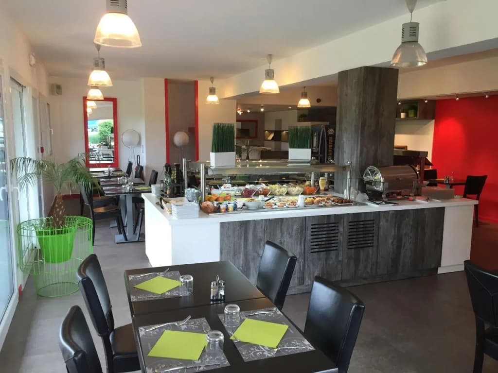 Brit Hotel Rouen Sud / Val De Reuil - Photo 5