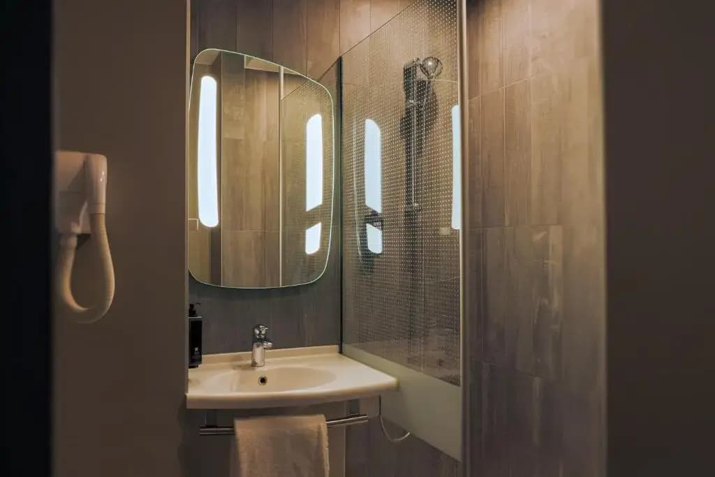 ibis Lyon Nord - Miniature 6