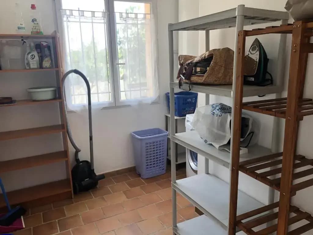 Villa de plein pied 120m2, climatisée, 3 chambres, piscine privée, la campagne aux portes de NARBONNE - Photo 3