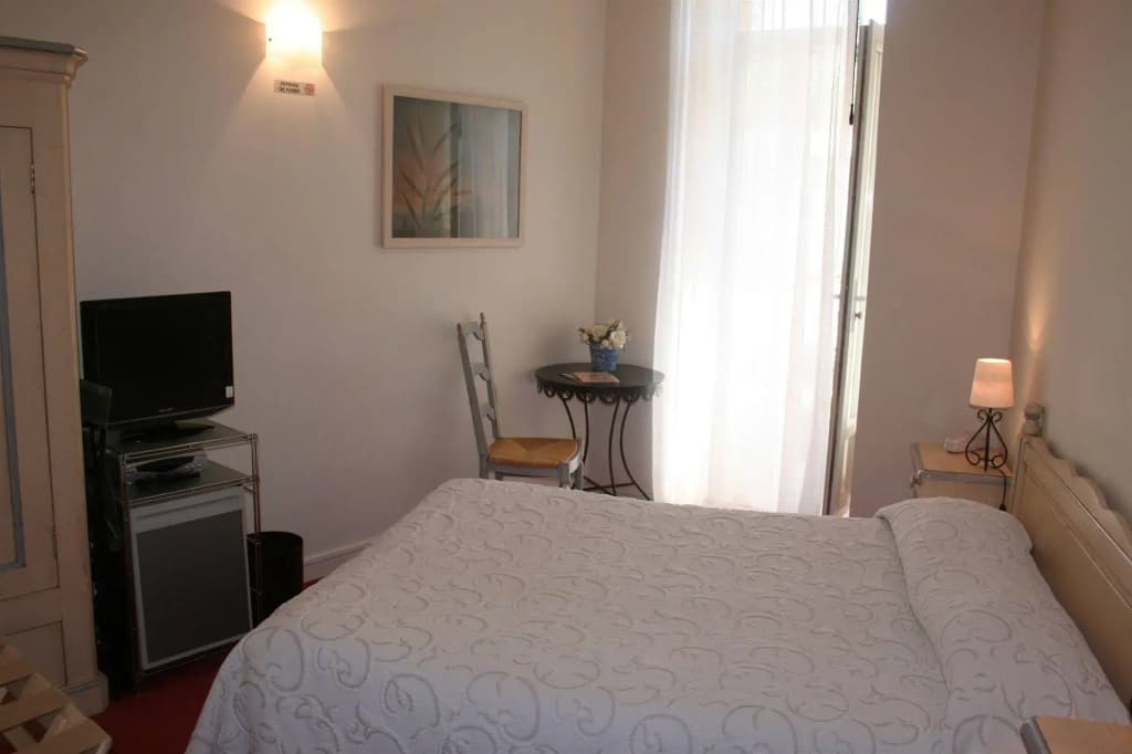 Hôtel Les Cigales - Photo 3