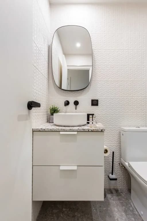 Apartment in Paris for 2 People - Miniature 8