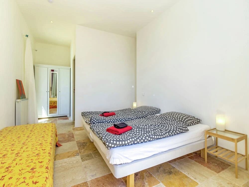 Quirky Villa in Contignac with a Private Pool - Miniature 6