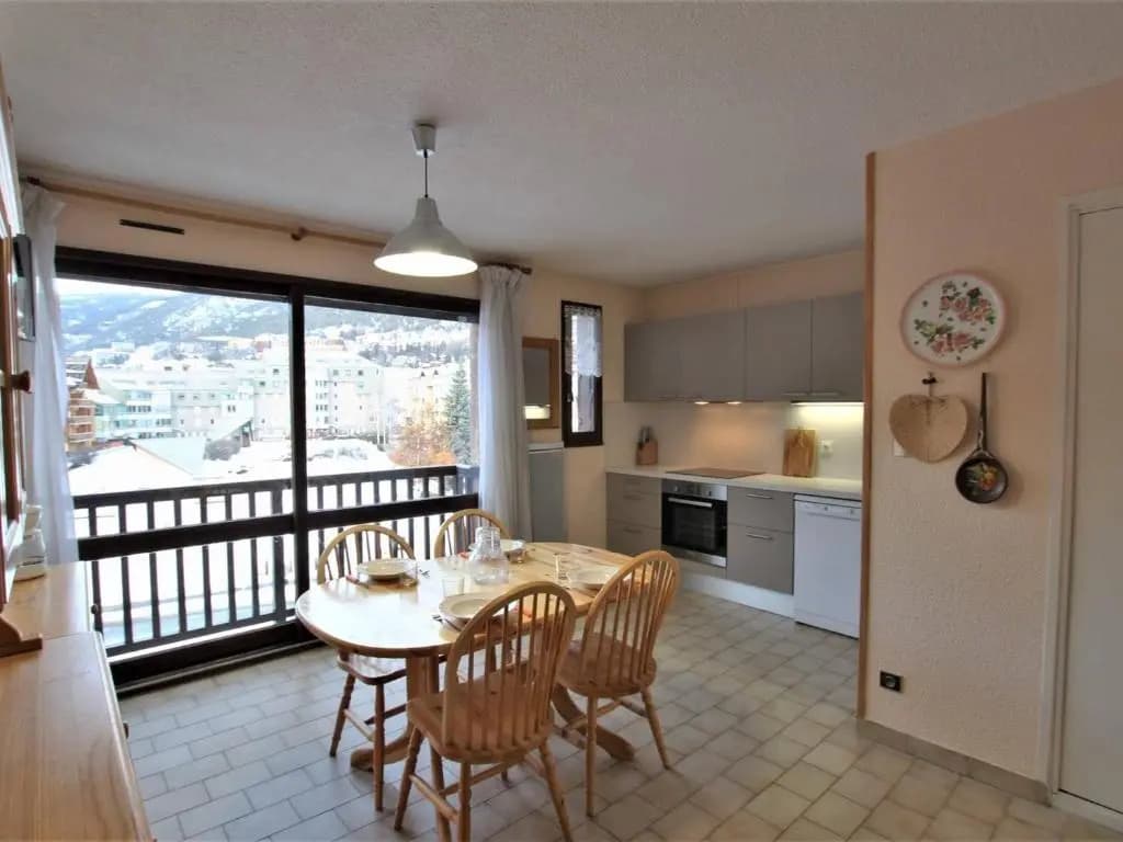 Appartement Briançon, 2 pièces, 5 personnes - FR-1-330C-103 - Miniature 6