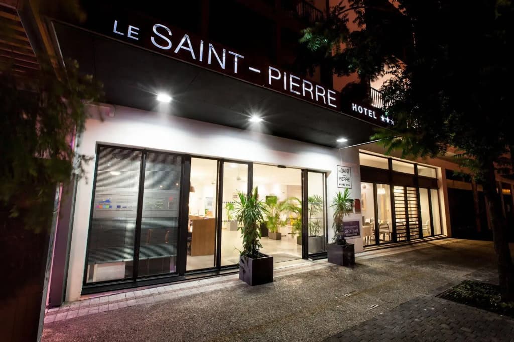 Le Saint Pierre Hotel - Photo 1
