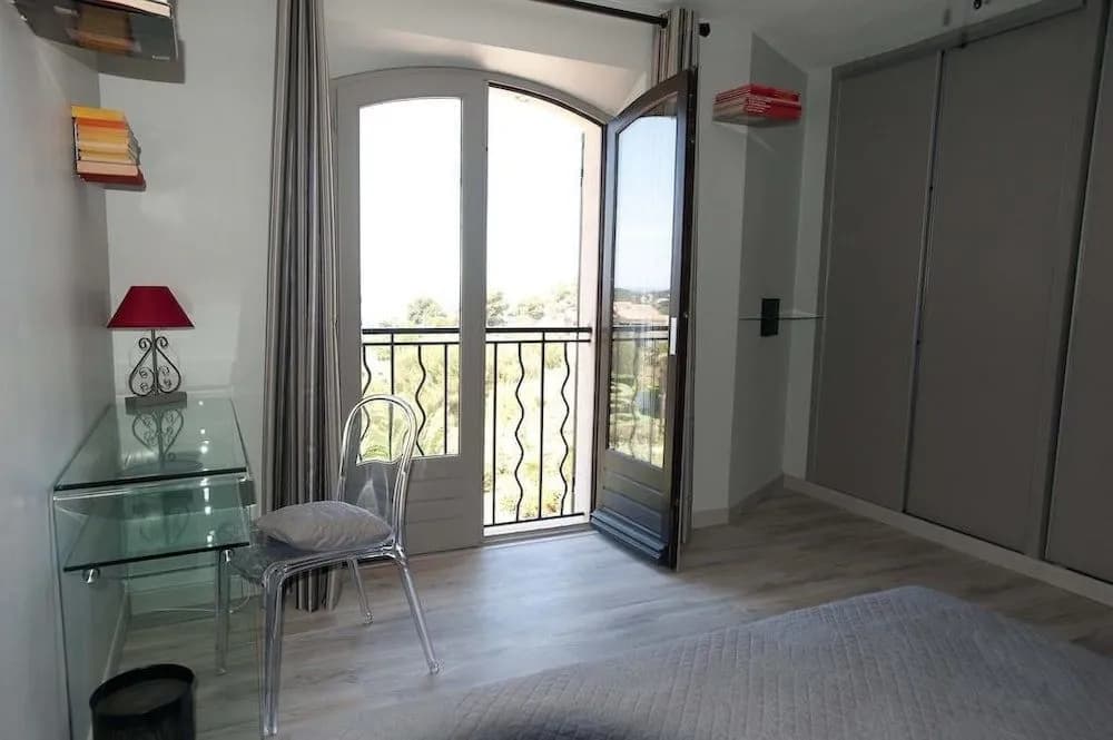La Villa Sanary-Sur-Mer - Miniature 6