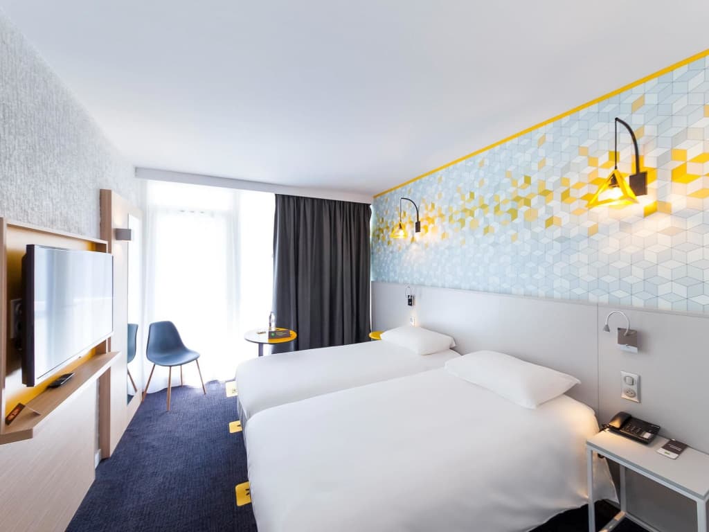 ibis Styles Poitiers Nord - Miniature 6