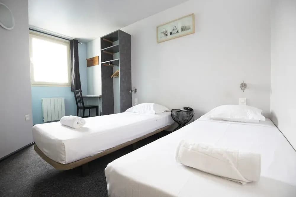 Wink Hotel Juvisy - Miniature 7