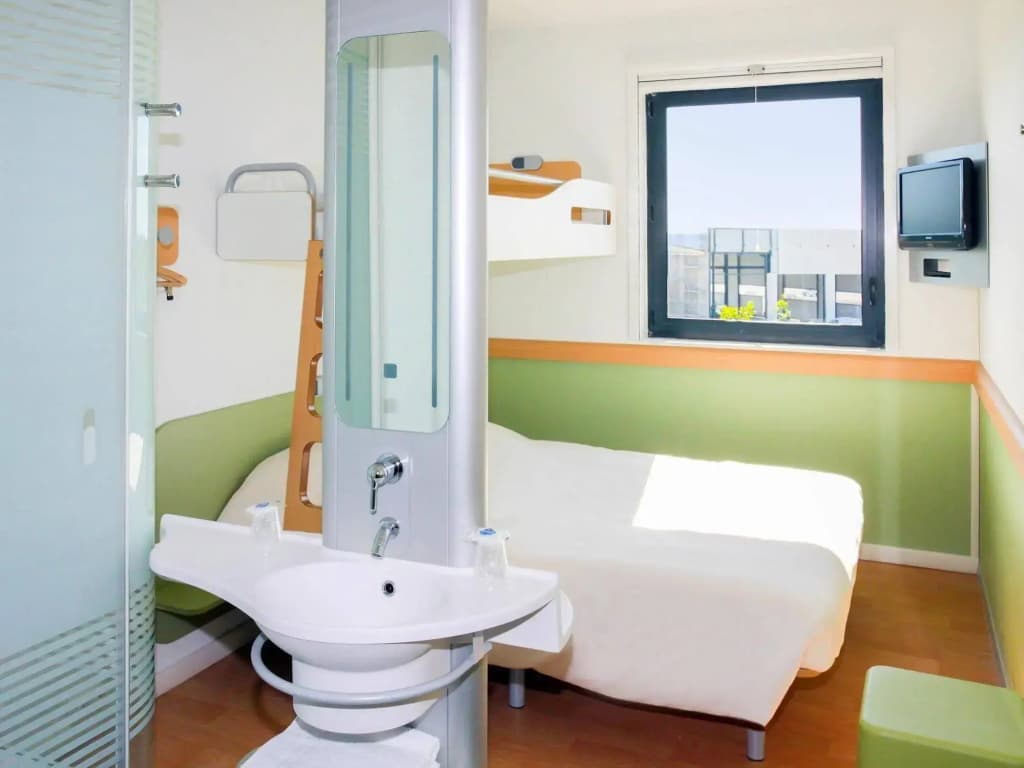 Ibis Budget Castelnaudary - Miniature 7