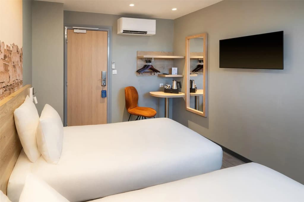Sure Hotel by Best Western Dole - Photo 4