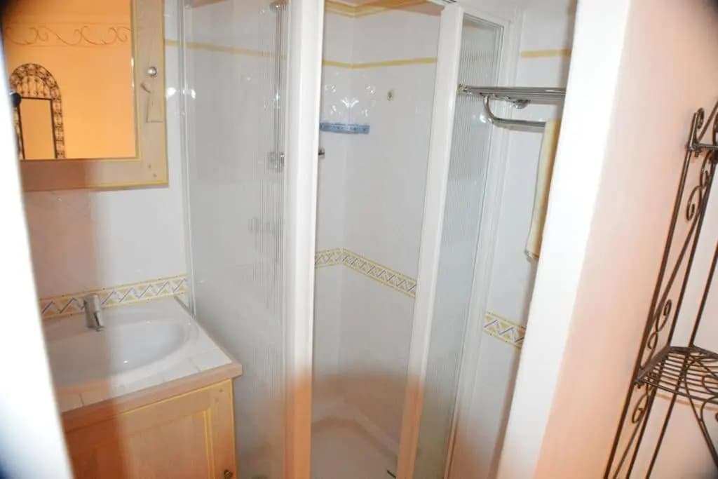 Bel appartement pour 6 personnes dans résidence avec piscine 500 m plage - Miniature 7