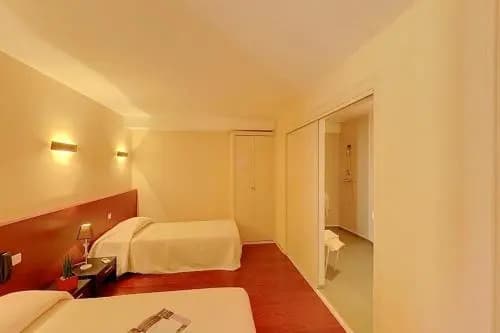 Hôtel - Le Tournedos - Photo 5