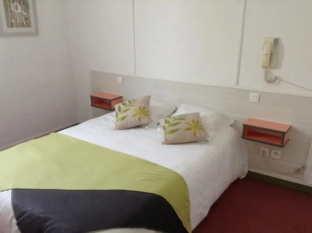 Hôtel de la Tour - Photo 3