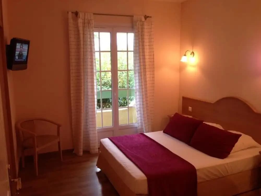 Auberge Les Oliviers - Photo 1