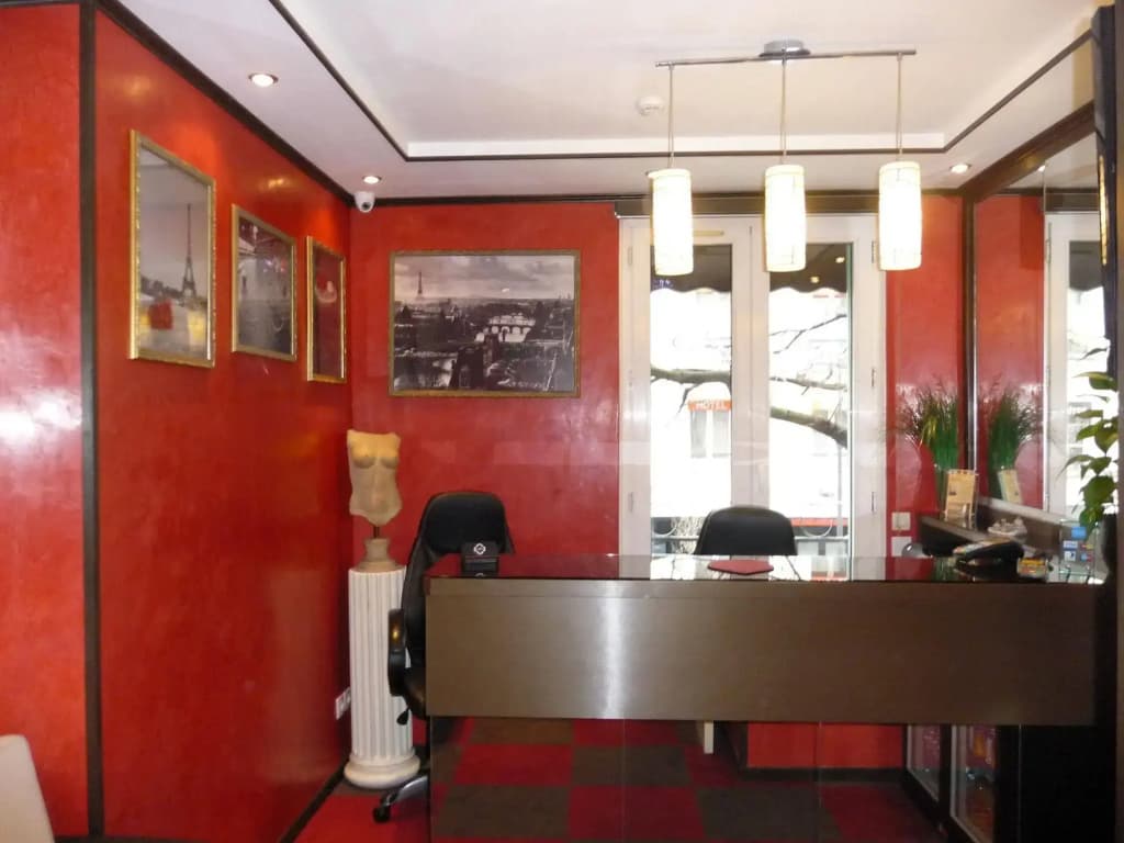 Hotel Des Buttes Chaumont - Photo 2