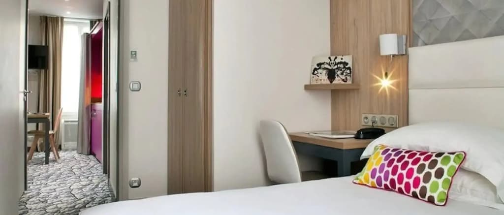 Serotel Suites - Miniature 8