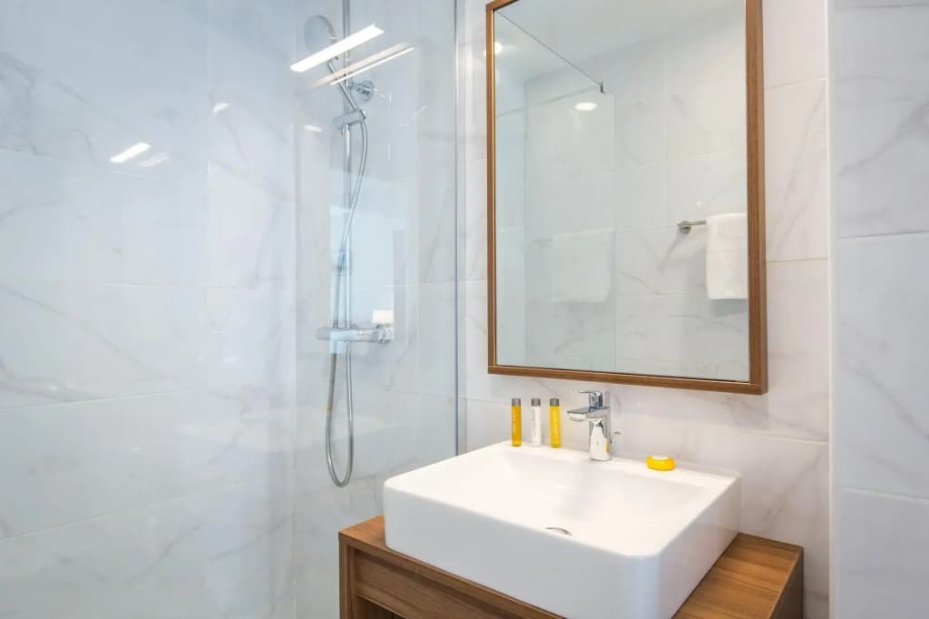SOWELL HOTELS La Plage - Miniature 8