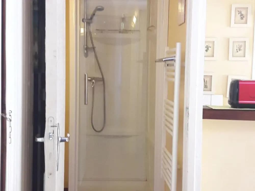 Apartment in the Historic Centre of Bayeux - Miniature 7