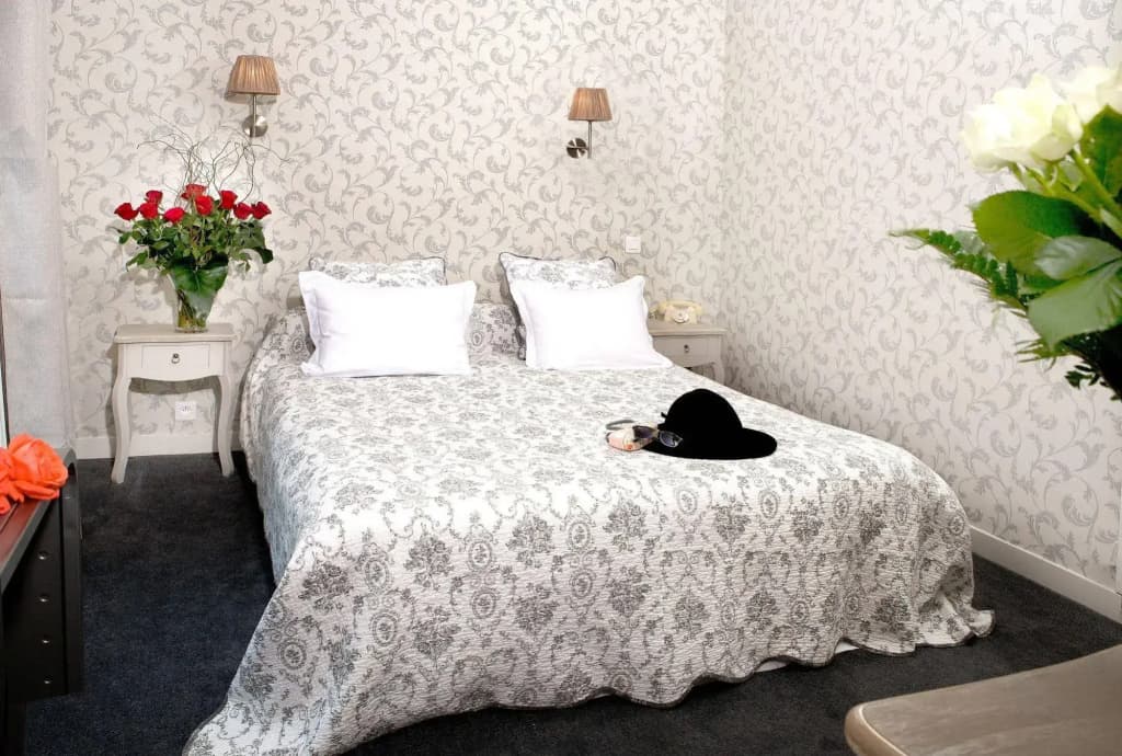 Hotel La Roseraie - Photo 2