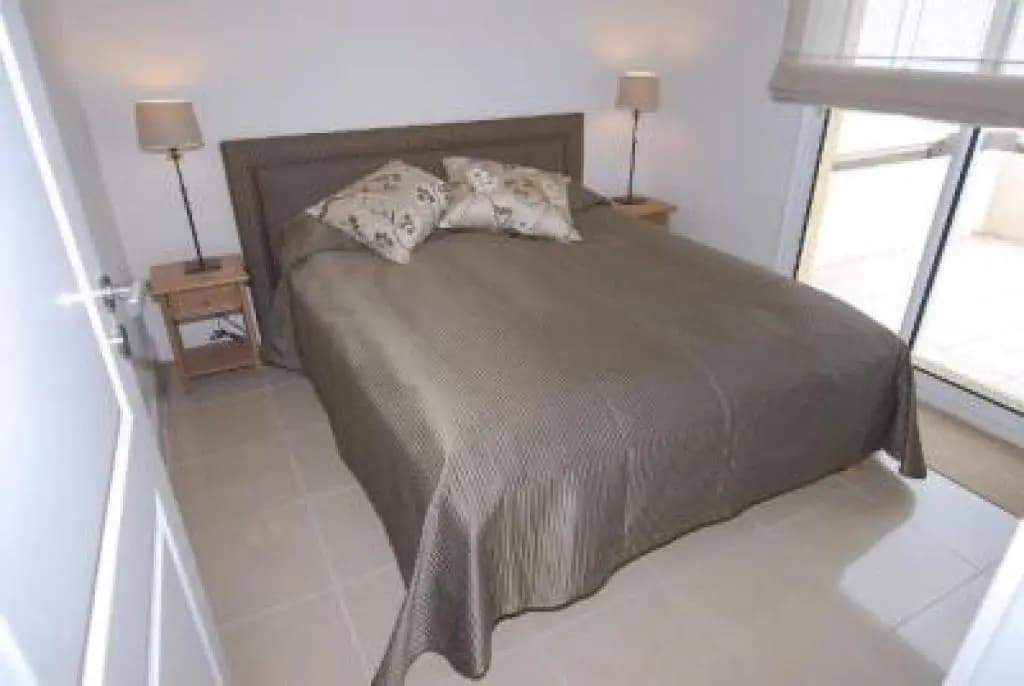 Stunning Three Bedroom Apartment on Seafront in Cannes With Panoramic sea Views 399 - 399 - Photo 5