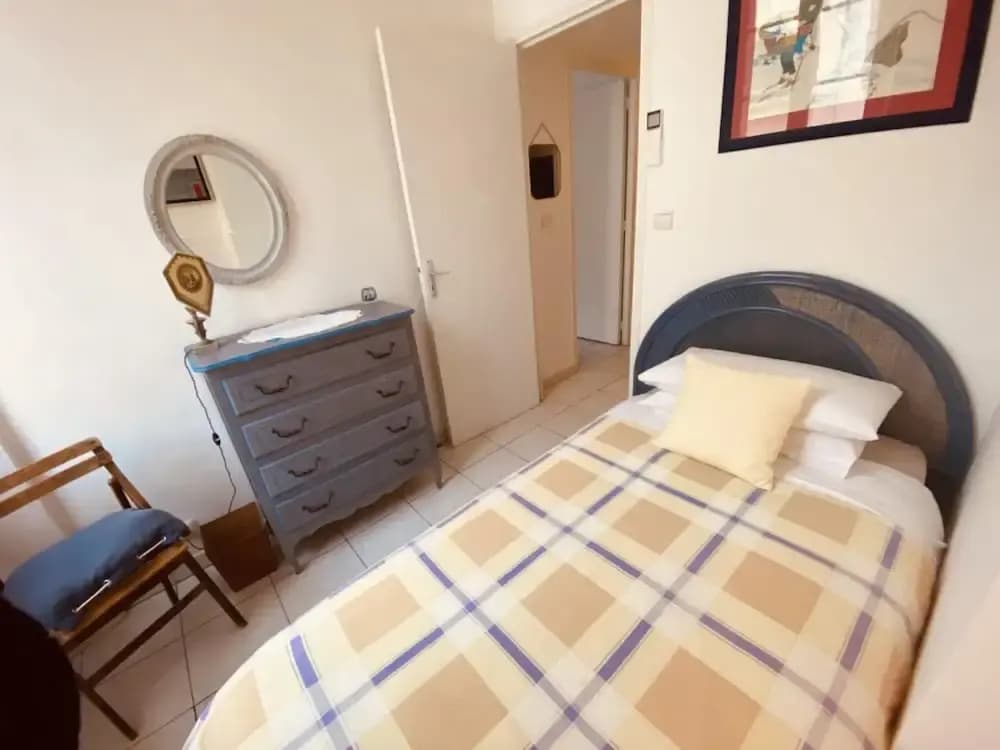 2 Bedroom Apartment in the Heart of Cannes air Conditioning Easy Walk to the Palais des Festivals - 2015 - Photo 5