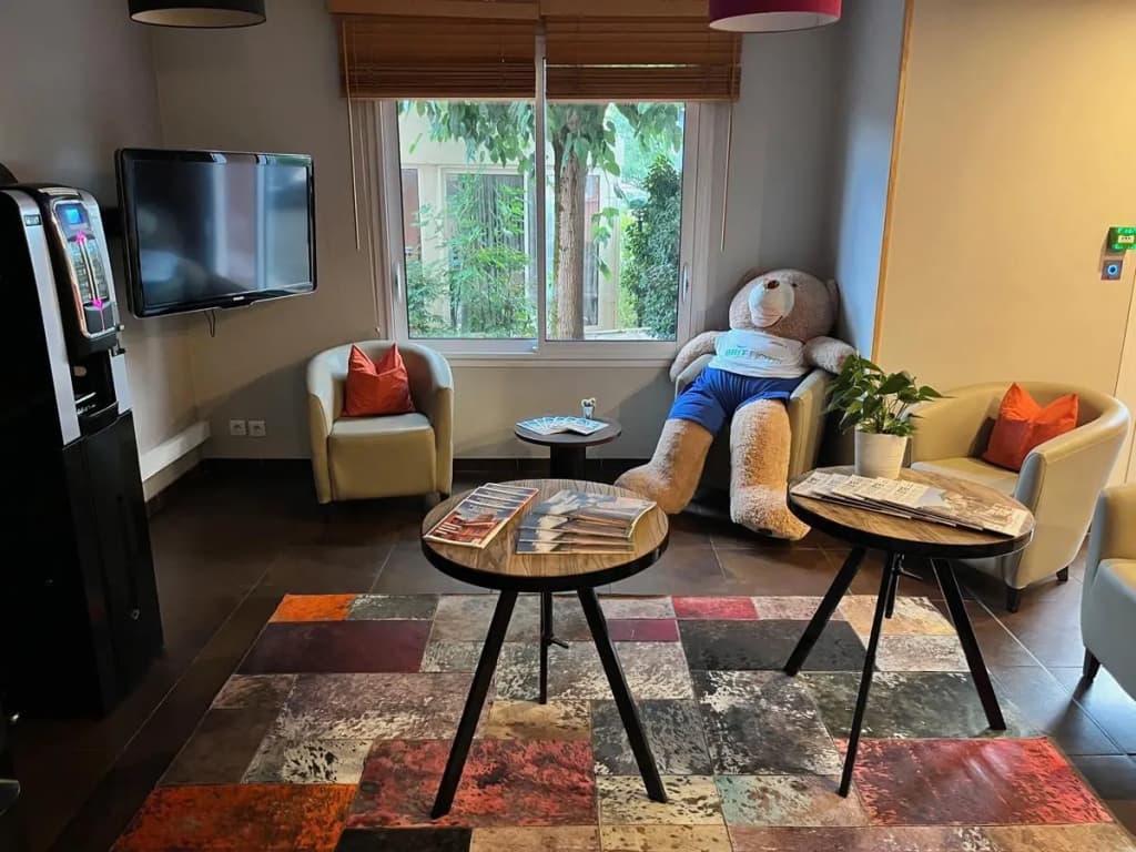 Brit Hotel Confort Montauban - Miniature 8