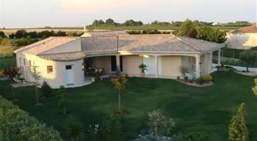 Chambres d'Hôtes Les Roses Trémières - Photo 5
