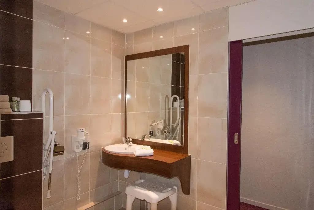 Brit Hotel Tours Sud - Le Cheops - Miniature 8