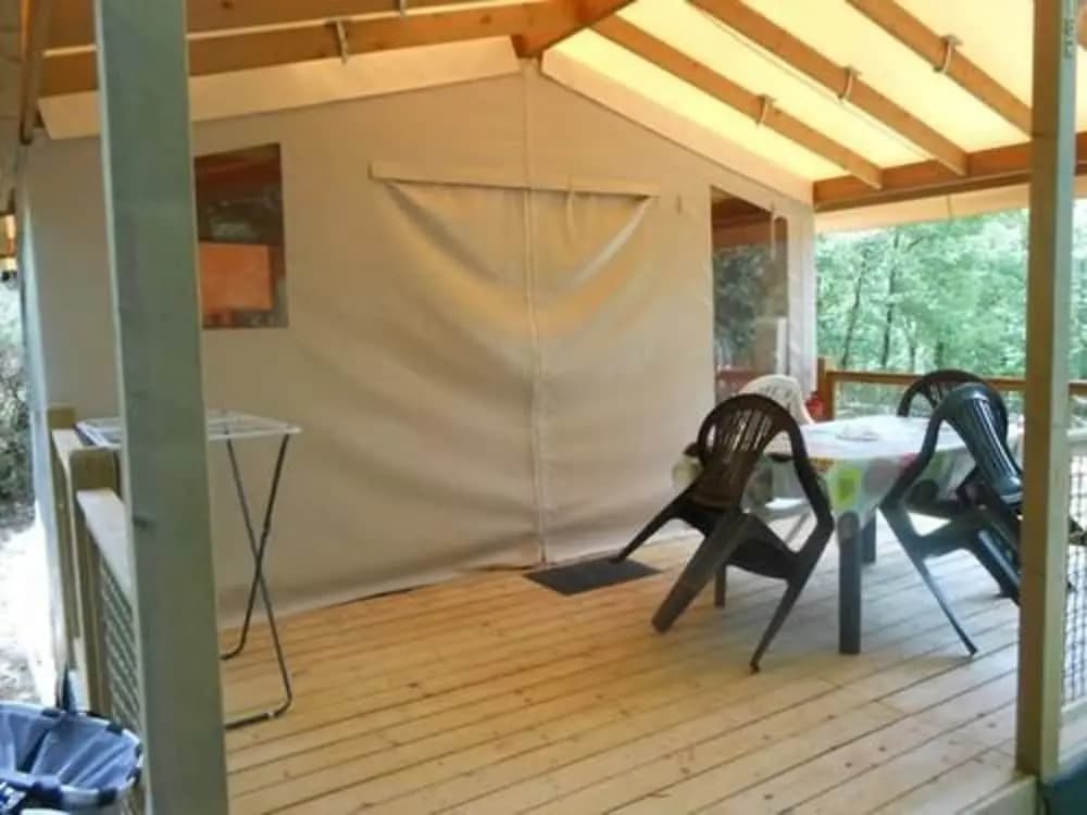 Camping Des Bastides Logements Insolites - Miniature 6