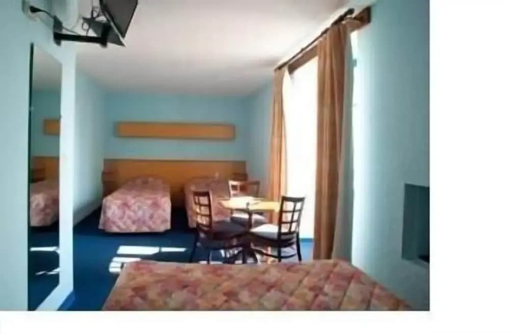 Citotel Le Commerce - Photo 4
