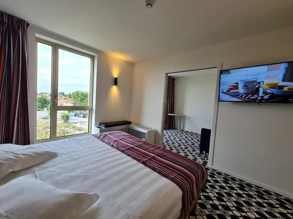 Hotel Akena Nantes Reze Aeroport - Photo 4