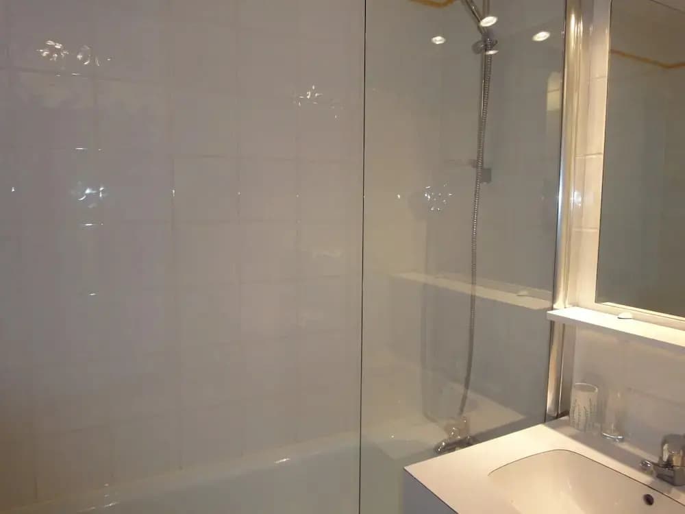 Majestic Apartment in Meribel-mottaret Close to Skiing - Miniature 8