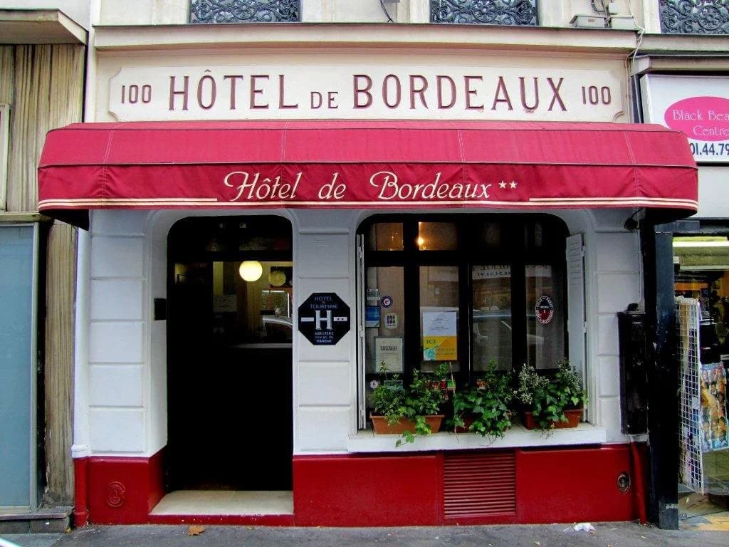 Hôtel De Bordeaux - Photo 1