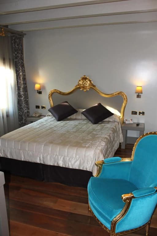 Hotel Aulivia Opera - Miniature 8
