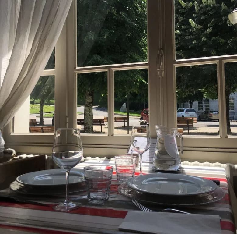 Hotel Des Pyrenees - Miniature 7