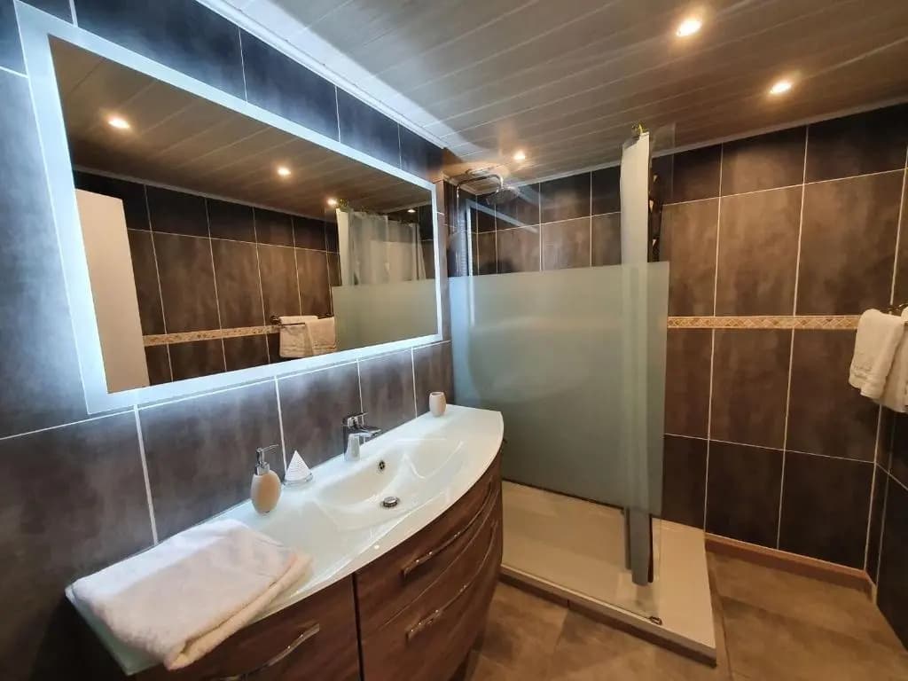 Appartement VUE MER avec parking gratuit sur place - Photo 2