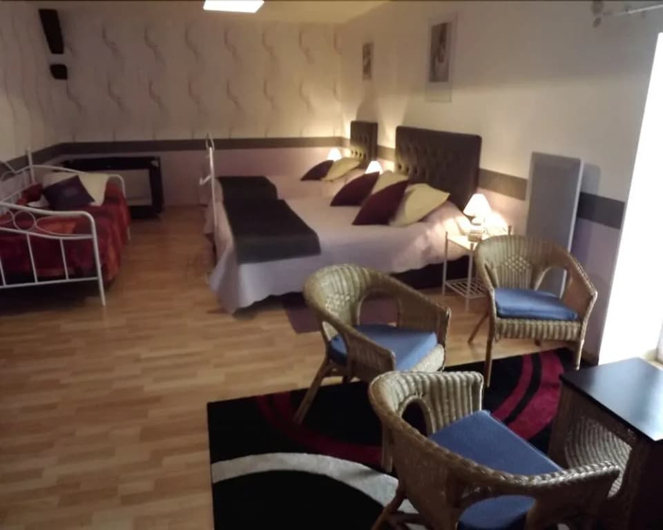 Logis De Chezelles - Photo 2