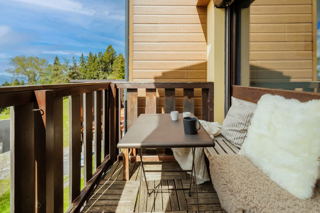 Anana Balcon Cerdan | Duplex with Views Apartments - Photo 3