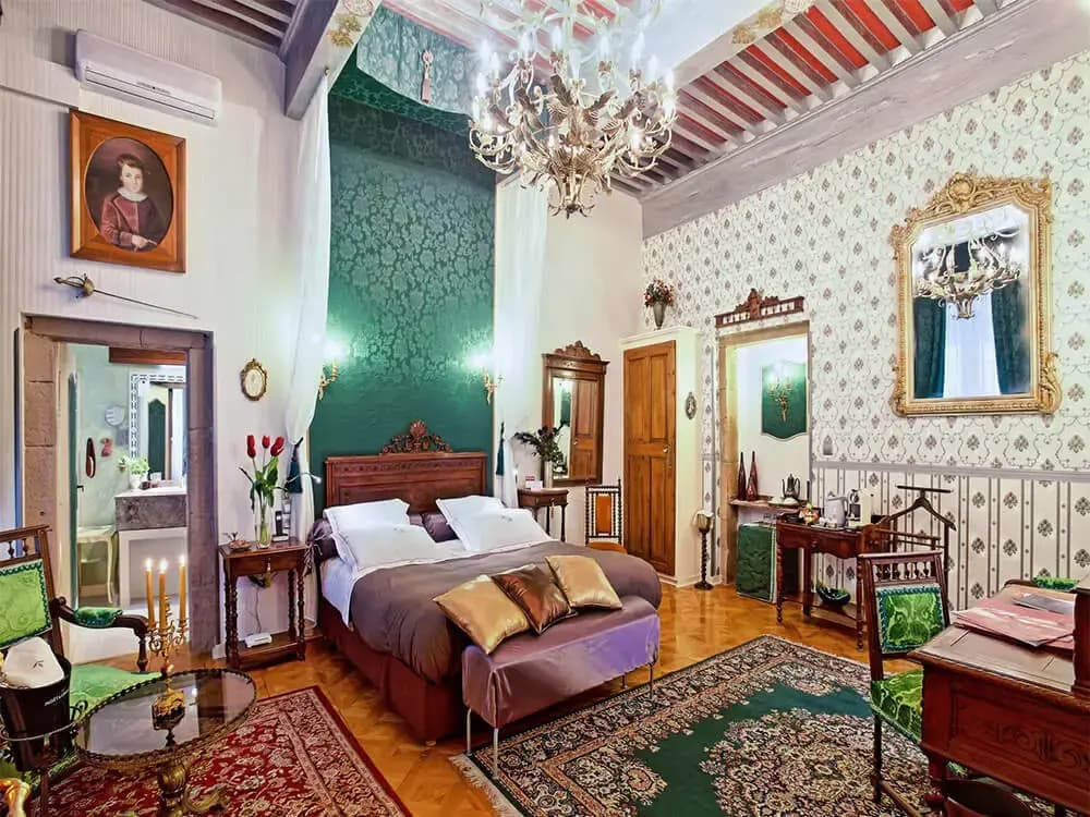 Hôtel Renaissance - Photo 2