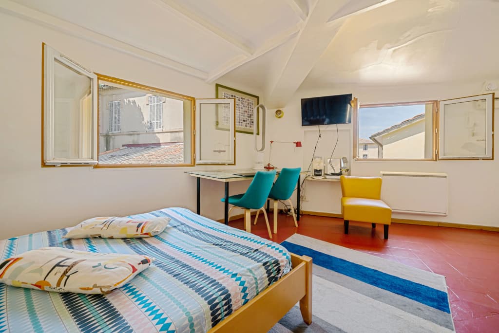 Precheurs Studios Apartments - Photo 4
