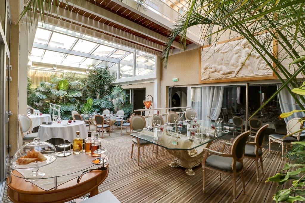 Hostellerie du Mont Aimé - Photo 1