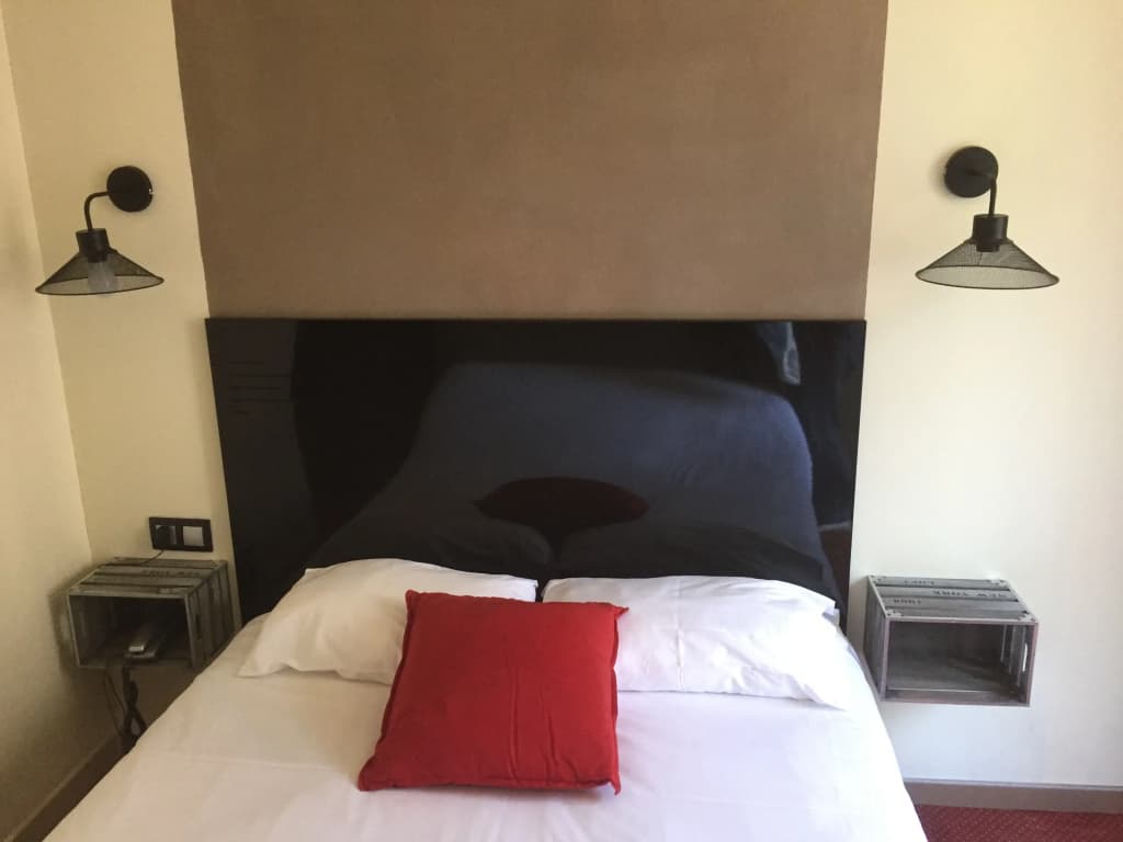 Hotel Ambassadeurs - Photo 1