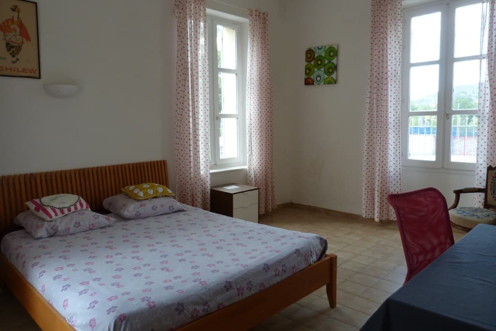 Gambetta Apartments - Photo 1