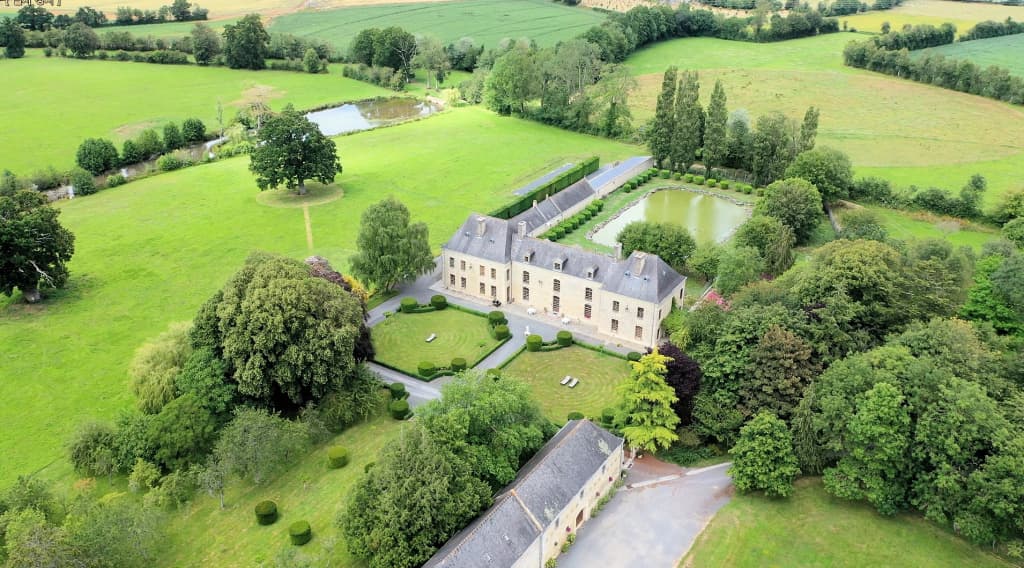 Château du Bû - Photo 1