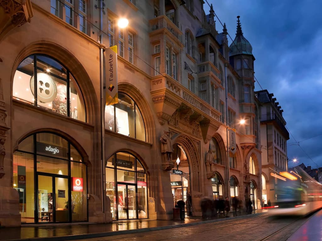 Aparthotel Adagio Strasbourg Place Kleber - Photo 1
