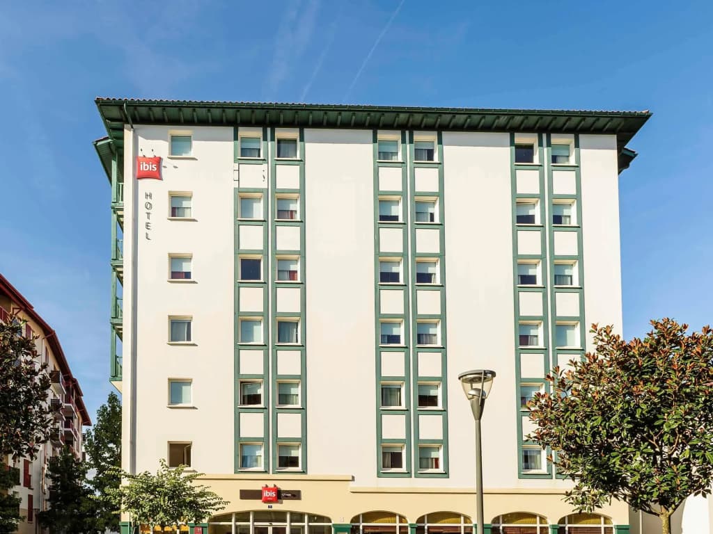 ibis Ciboure St Jean De Luz Hotel - Photo 1