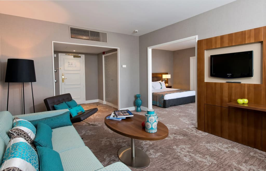 Holiday Inn Nice by IHG - Photo 4