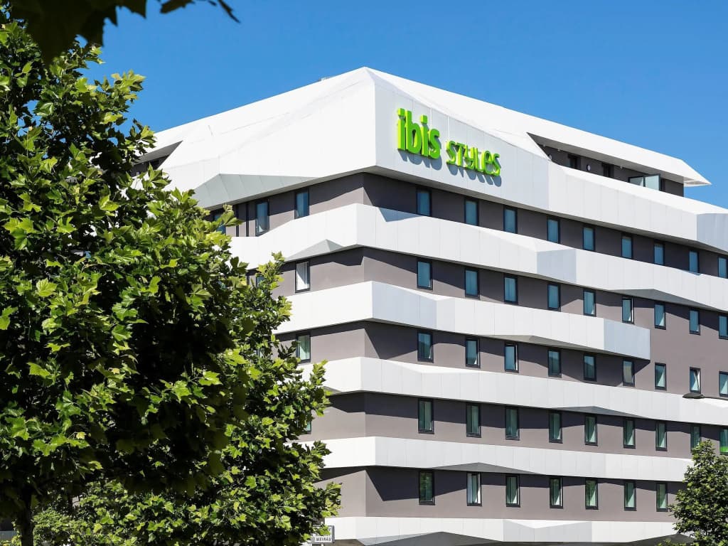ibis Styles Strasbourg Avenue du Rhin - Photo 1