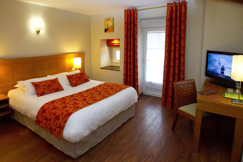 Alfred Hotels Beaune La Madeleine - Photo 2
