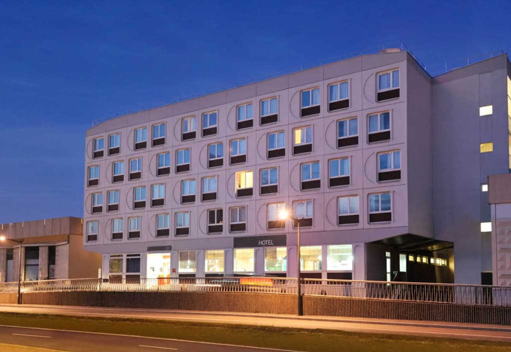 B&B Hotel Boulogne-sur-Mer Centre Les Ports - Photo 1
