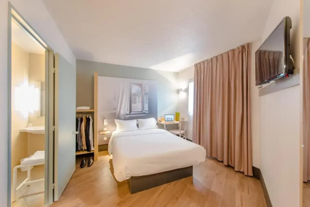 B&B HOTEL Blois Sud Vineuil - Miniature 6